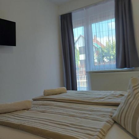 Central Lux Apartments Hajdúszoboszló Esterno foto