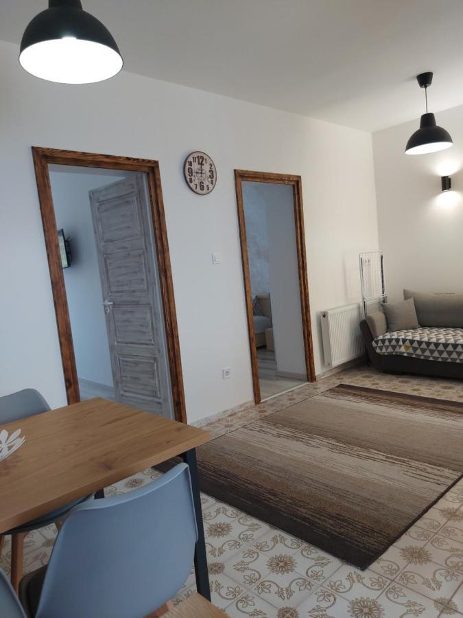 Central Lux Apartments Hajdúszoboszló Esterno foto